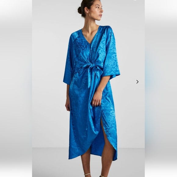 NWT Y.A.S beautiful dress - Picture 8 of 9